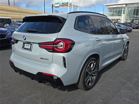 Used 2023 BMW X3 M40i image 3