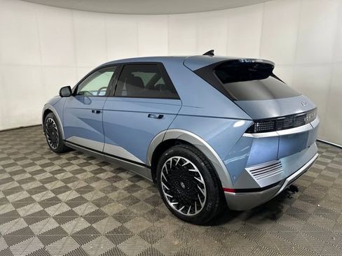 Used 2024 Hyundai Ioniq 5 Limited image 5