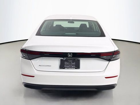 Used 2023 Honda Accord EX image 6