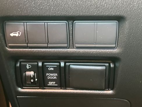 Used 2018 Nissan Armada SL w/ Moonroof Package AWD/4WD image 33
