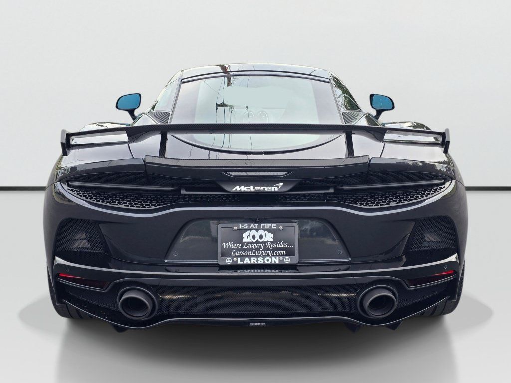 Used 2022 McLaren GT RWD image 4