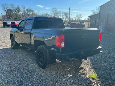 Used 2018 Chevrolet Silverado 1500 LTZ Z71 w/ LTZ Plus Package image 3