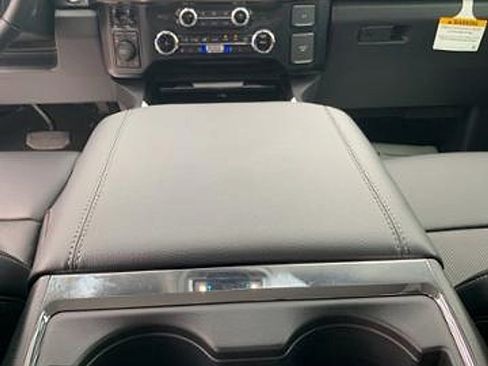 New 2024 Ford F250 Lariat w/ Lariat Ultimate Package image 33