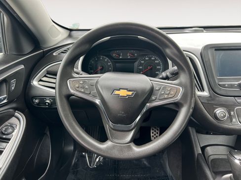 Used 2016 Chevrolet Malibu LS FWD image 12