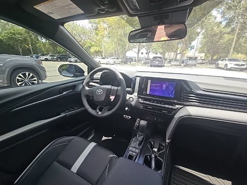 Used 2026 Toyota Camry SE FWD image 36