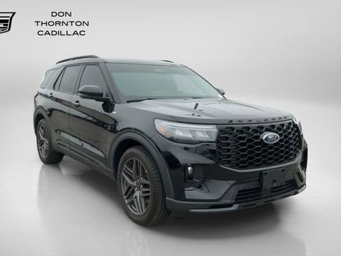 Used 2025 Ford Explorer ST-Line w/ Premium Package RWD image 7