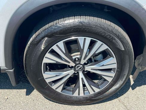 Used 2023 Nissan Rogue SV w/ SV Premium B Package AWD/4WD image 7