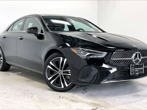 New 2026 Mercedes-Benz CLA 250 4MATIC image 1