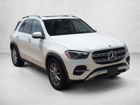 Used 2025 Mercedes-Benz GLE 350 4MATIC image 3
