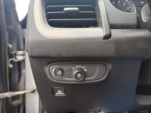 Used 2018 GMC Terrain SLE w/ Driver Convenience Package AWD/4WD image 21