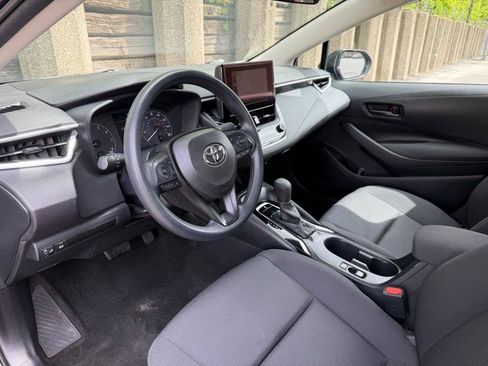 Used 2024 Toyota Corolla LE FWD image 16