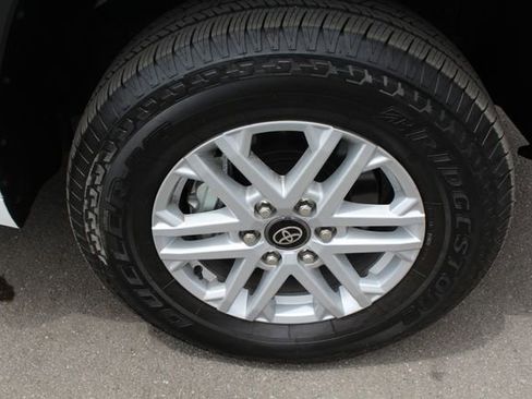 Certified 2025 Toyota Tundra SR5 AWD/4WD image 24