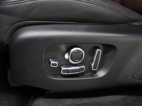 Used 2024 Land Rover Range Rover Velar Dynamic HSE image 24