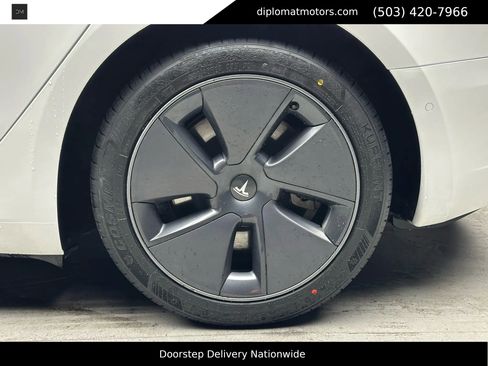 Used 2022 Tesla Model 3 Long Range image 36