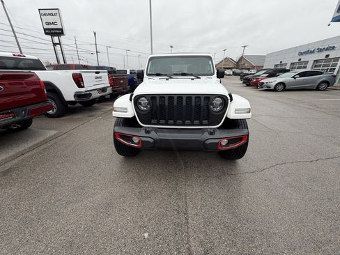 Used 2021 Jeep Wrangler Unlimited Sahara image 8
