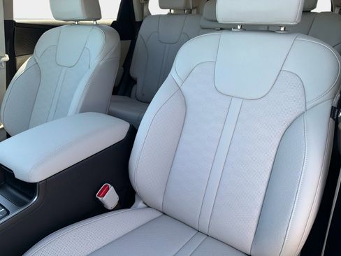 New 2026 Kia Sorento EX image 17