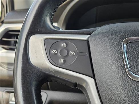 Used 2020 GMC Acadia SLT FWD image 11