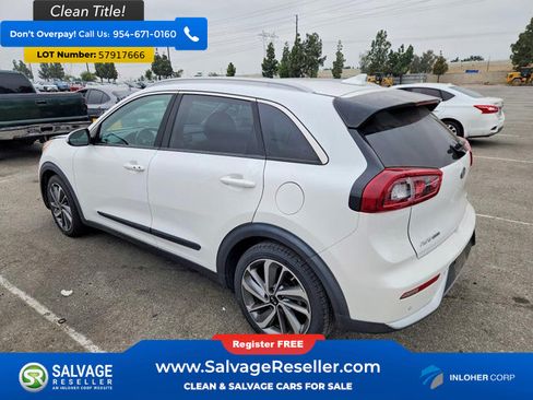 Used 2018 Kia Niro Touring FWD image 3