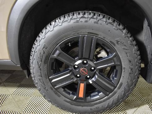 Used 2025 Nissan Rogue SV AWD/4WD image 42