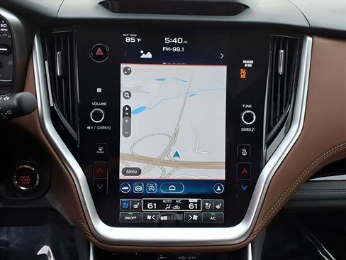 Used 2022 Subaru Outback Touring XT image 8