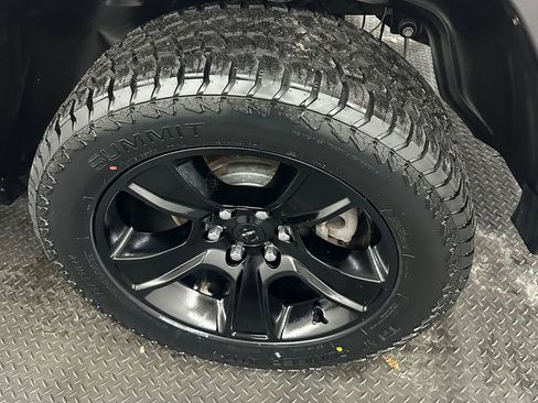 Used 2023 RAM 1500 Big Horn image 7