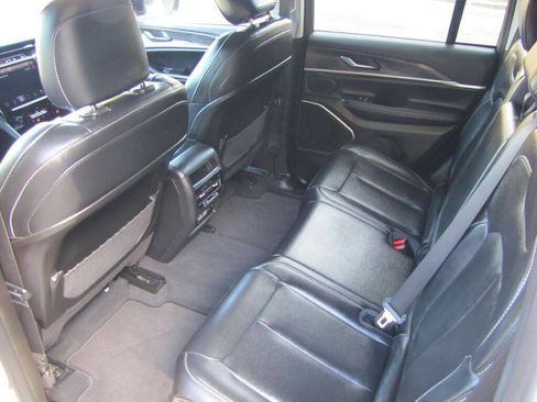 Used 2023 Jeep Grand Cherokee 4WD 4xe image 26