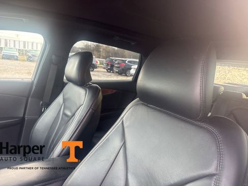 Used 2016 Lincoln MKX Reserve w/ Climate Package image 12