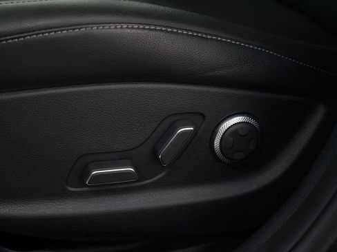 Used 2024 Genesis G80 2.5T image 26