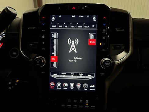 Used 2020 RAM 3500 Laramie image 38