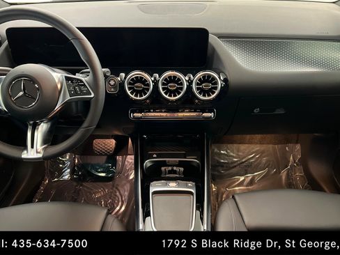 Certified 2025 Mercedes-Benz GLA 250 4MATIC image 13