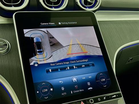 Used 2025 Mercedes-Benz C 300 4MATIC Sedan image 15