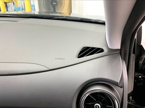 Used 2023 Hyundai Kona SEL AWD/4WD image 16