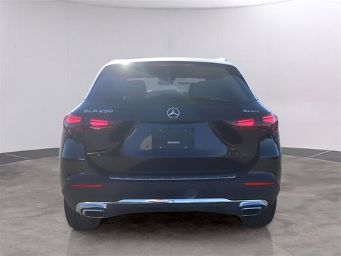 New 2026 Mercedes-Benz GLA 250 4MATIC image 6