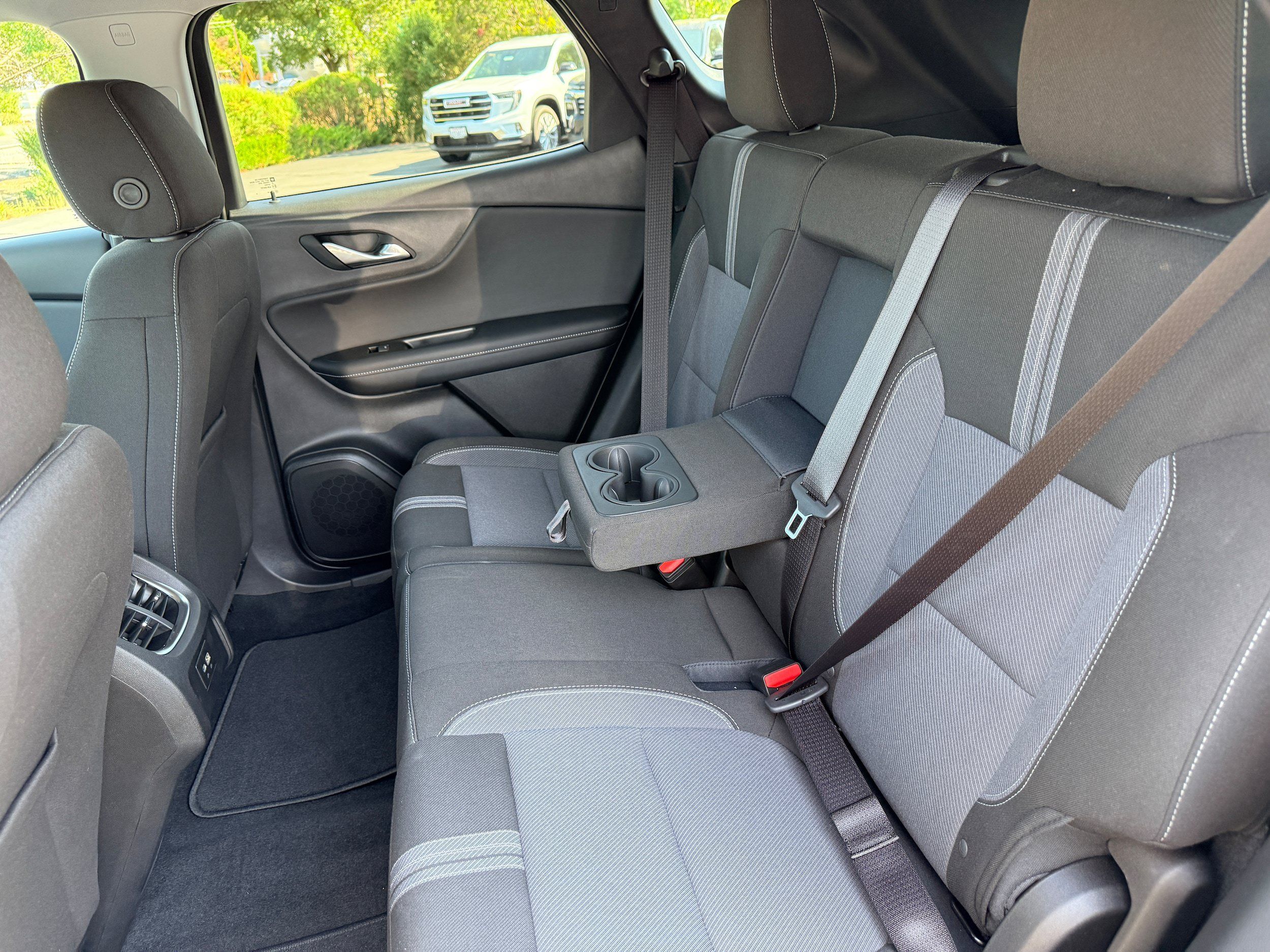 New 2026 Chevrolet Blazer LT w/ Convenience Package AWD/4WD image 9