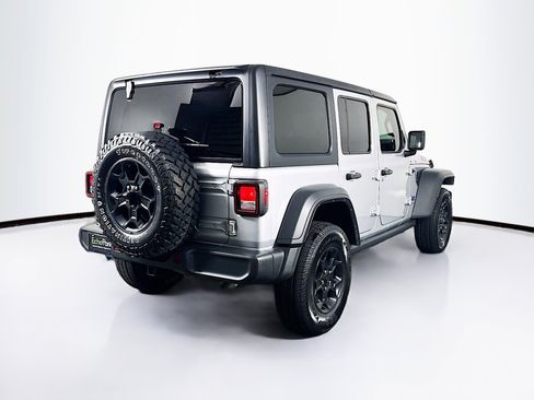 Used 2023 Jeep Wrangler Unlimited w/ Cold Weather Group AWD/4WD image 9