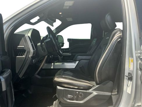 Used 2019 Ford F250 Platinum w/ Platinum Ultimate Package AWD/4WD image 14