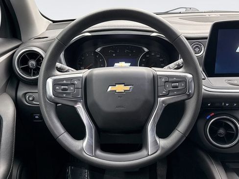 Used 2023 Chevrolet Blazer LT w/ Convenience Package image 12