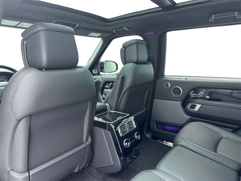Used 2021 Land Rover Range Rover P525 Westminster Edition LWB image 41