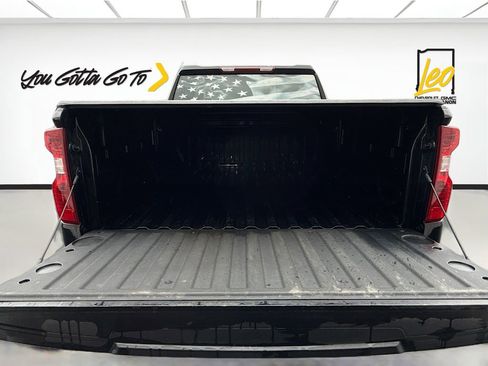 Used 2023 Chevrolet Silverado 1500 LT AWD/4WD image 25