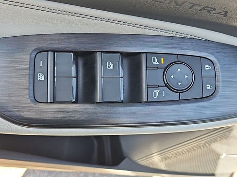 New 2026 Nissan Sentra SL FWD image 27