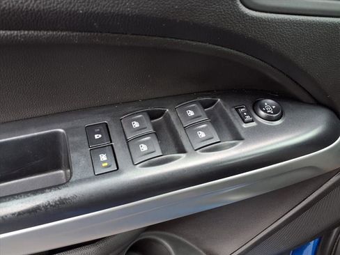 Used 2018 Chevrolet Colorado ZR2 image 18