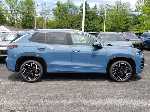 New 2026 Volkswagen Tiguan SEL R-Line AWD/4WD image 2