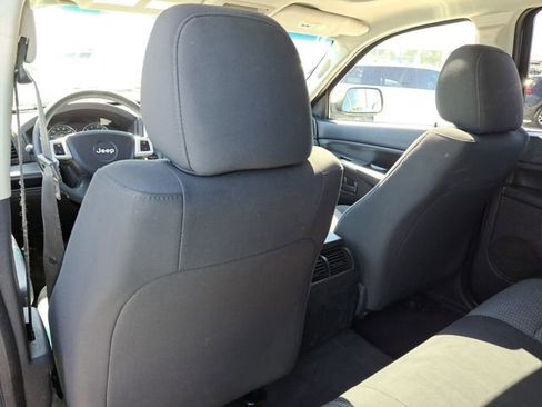 Used 2008 Jeep Grand Cherokee Laredo w/ Sun/Sound Group AWD/4WD image 23