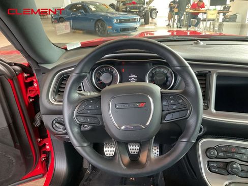 Used 2022 Dodge Challenger R/T Scat Pack w/ Driver Convenience Group image 7