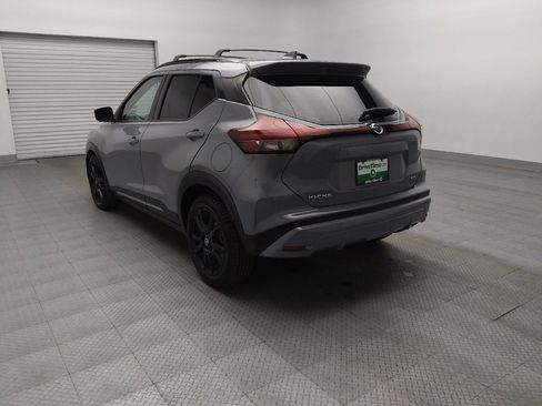 Used 2021 Nissan Kicks SR w/ SR Premium Package FWD image 5