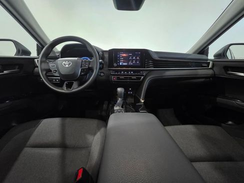 Used 2026 Toyota Camry LE FWD image 14