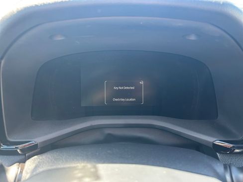 Used 2025 Toyota Camry LE image 19