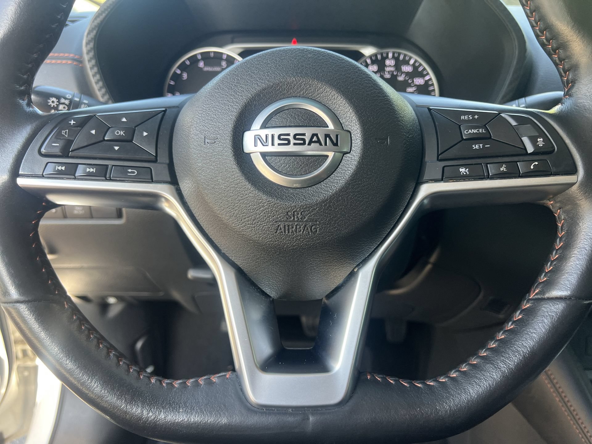 Used 2023 Nissan Sentra SR w/ SR Premium Package FWD image 6