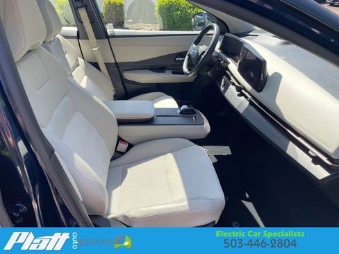 Used 2023 Nissan Ariya FWD image 49