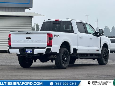 New 2026 Ford F250 Lariat w/ Black Appearance Package image 7